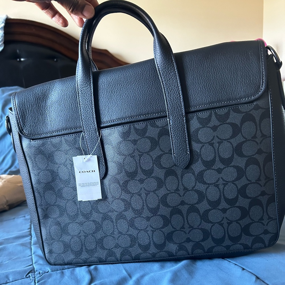 Coach Sullivan Portfolio signature brief case - Picture 5 of 9